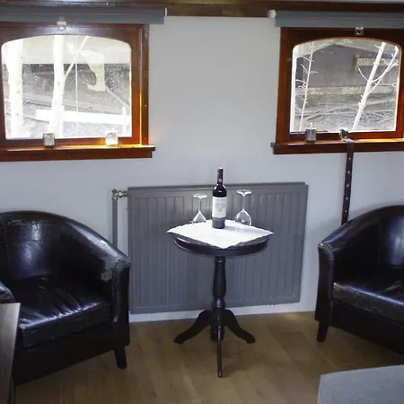 B&B B³ Boat Ghent