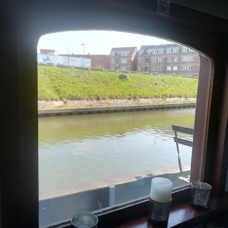 B³ Boat 보트호텔 헨트