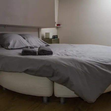 B&B B³ Boat Botel 2*